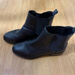Nine West Black Leather Ankle Boots